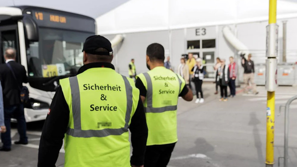 100 Millionen für Flüchtlings-Security in Berlin-Tegel