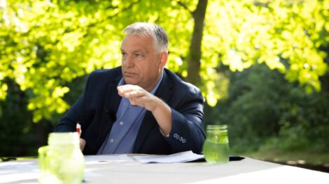 Orbán-Rede, die aufhorchen lässt: Gehen wir auf einen Weltkrieg zu?