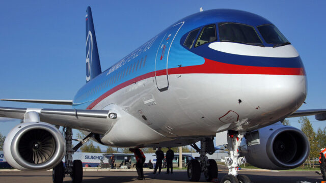 Neue Ära der Luftfahrt: Russischer Superjet SJ-100 geht in Serie