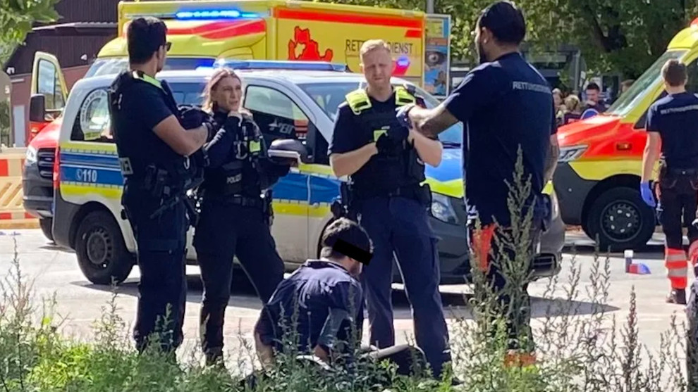 Migrant beißt Beifahrer Fingerkuppe ab und rast Deutschen tot 1 Migrant beißt Beifahrer Fingerkuppe ab und rast Deutschen tot