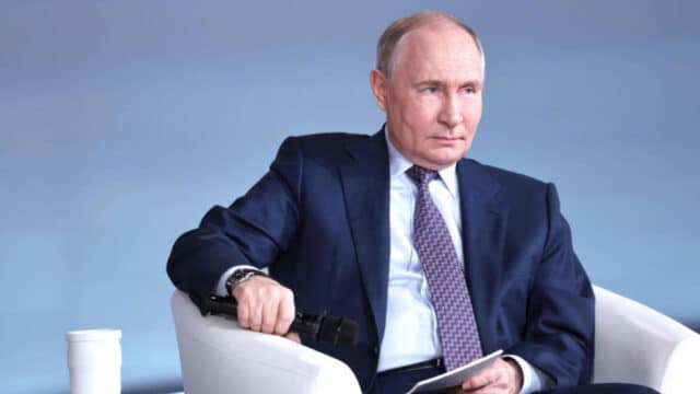 Putin hebt den Hammer: Eine Billion West-Vermögen eingefroren