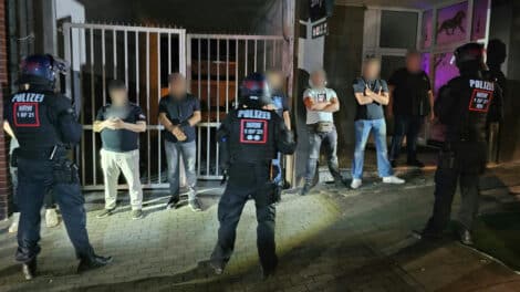 Clan-Kriege in Deutschland: Wie uns Migranten lächerlich machen