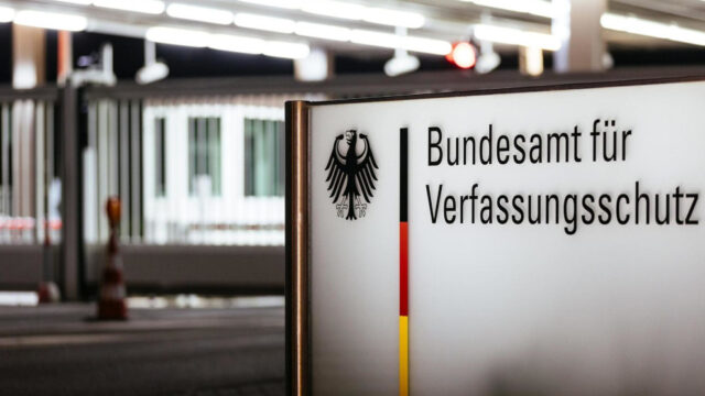 Verfassungsschutz: 75 verlorene Jahre 1 Verfassungsschutz: 75 verlorene Jahre