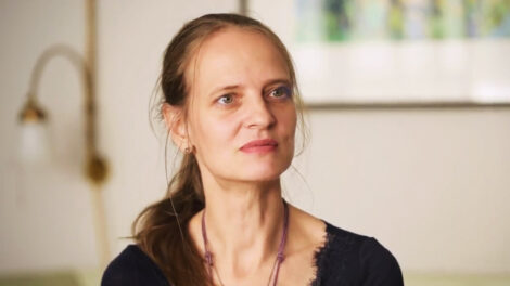 Dem Narrativ vertraut: Impf-Ärztin entschuldigt sich