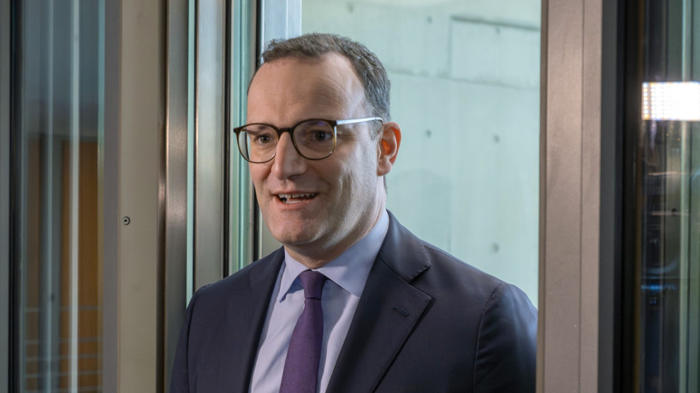 Jens Spahn und die Impflüge: Wann klicken die Handschellen? 1 Jens Spahn und die Impflüge: Wann klicken die Handschellen?