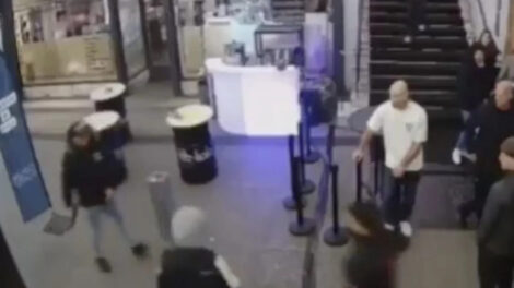 Von Nachtclub abgewiesen: Syrer bedroht Security mit Kalaschnikow