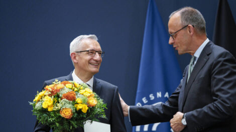 Merz erlaubt BND Wohnungseinbrüche und Spionage im Inland