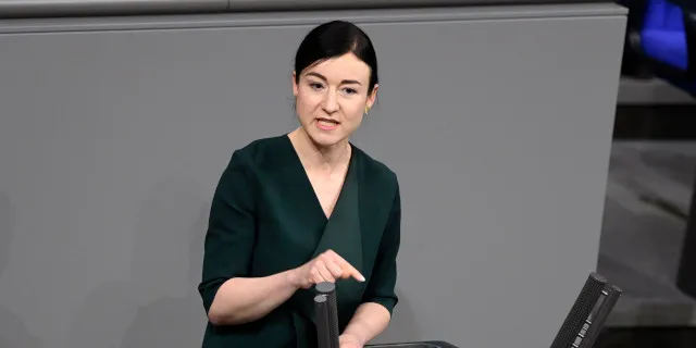 Corona-Aufarbeitung: So befangen ist die Enquete-Kommission 7 Corona-Aufarbeitung: So befangen ist die Enquete-Kommission