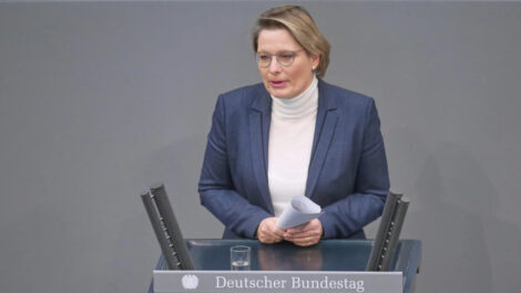 Justizministerin will Wahlrecht bei "Volksverhetzung" entziehen