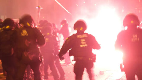 Linke gegen Linke: Straßenkrieg in Leipzig!