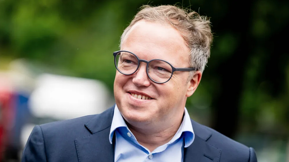 TU Chemnitz erkennt Mario Voigt Doktortitel ab 1 TU Chemnitz erkennt Mario Voigt Doktortitel ab