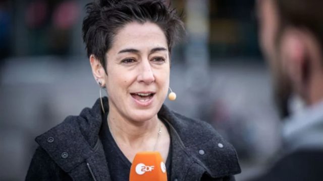 Opferrolle: Hayali denunziert Kollegin