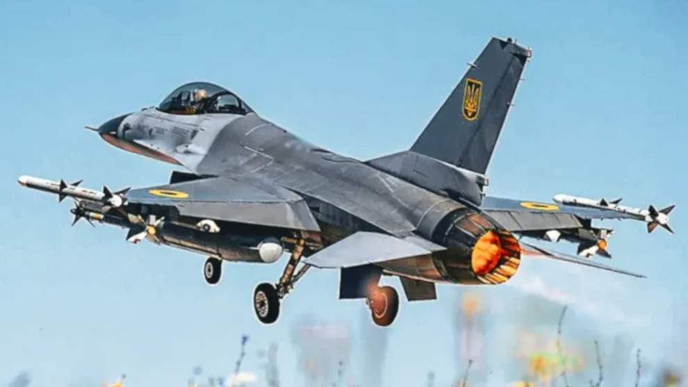 NATO-Piloten fliegen F-16 Kampfjets in der Ukraine