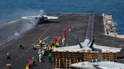 Iran: US-Flotte muss sich mehr als 1.000 Kilometer zurückziehen