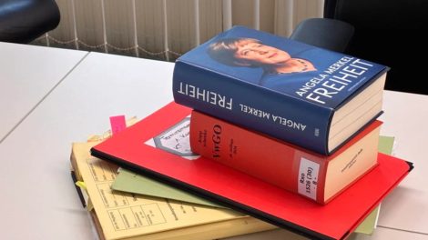 Urteil: Merkels Stasi-Akten bleiben geheim