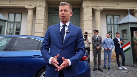 Magyar will ungarische Medien schließen