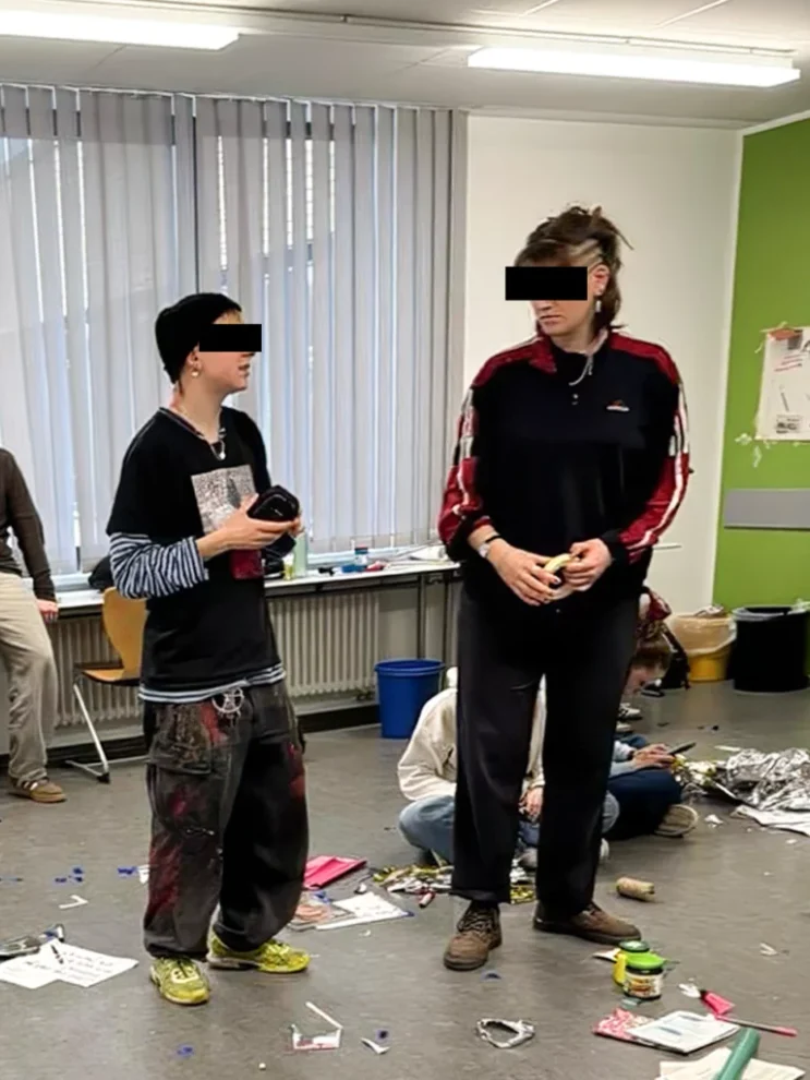 Sachsen: Vorzeigeschule zeigt Kindern Homo-Pornos 14 Sachsen: Vorzeigeschule zeigt Kindern Homo-Pornos