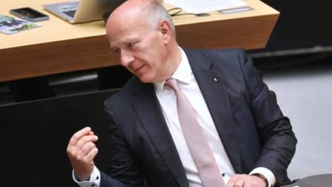 Berlin will es Geschäften verbieten, nur Bargeld anzunehmen