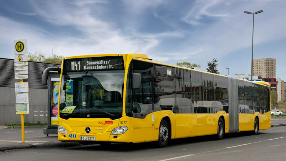 Berlin-Neukölln: Syrer sticht Fahrgast ins Genick