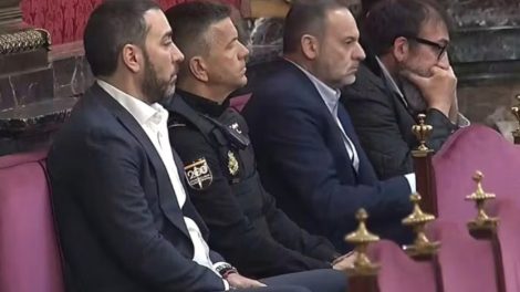 Corona-Aufarbeitung in Spanien: 24 Jahre Haft für Ex-Minister