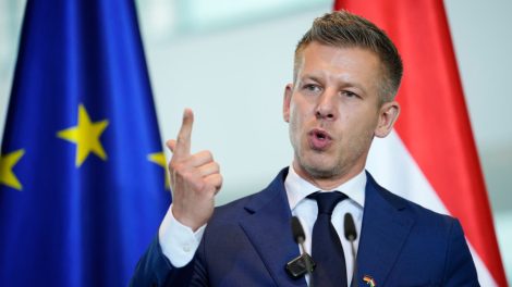 Magyar kündigt Vernichtung von Orbán und Fidesz an