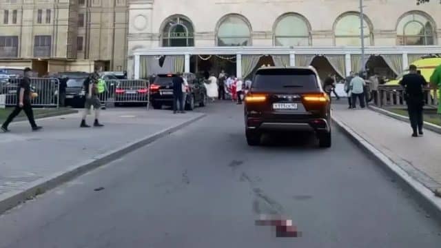 Bomben-Terror in Moskau: Arm der Kurierin flog 15 Meter weit