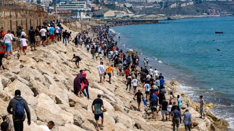 Ceuta: Zuschauen bei der Invasion