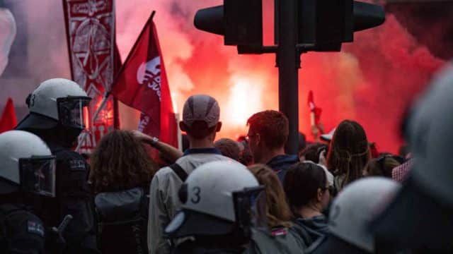 Wie Linksextremisten den Strom-Terror organisieren